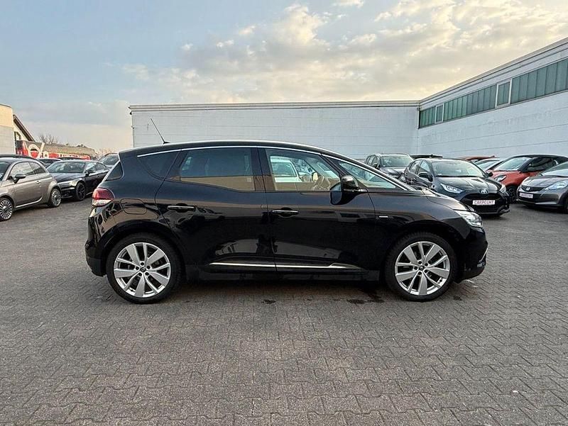 Gebraucht Renault Scénic IV LIMITED 140 PS (102 kW) 2018 Schwarz Van / Kleinbus