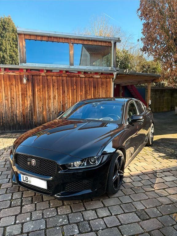 Gebraucht Jaguar XE S 381 PS (280 kW) 2016 Schwarz Limousine