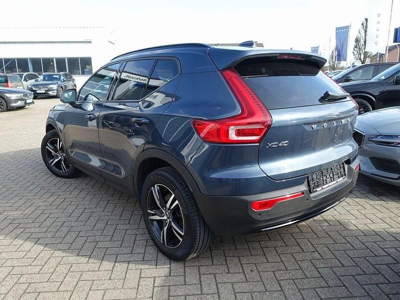 Gebraucht Volvo XC40 Plus 197 PS (144 kW) 2025 Blau SUV