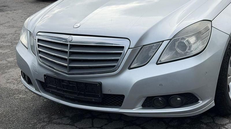 Gebraucht Mercedes E220 170 PS (125 kW) 2010 Silber Kombi