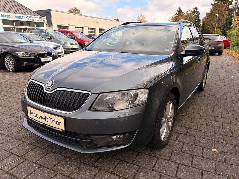 Grau Gebraucht 2016 Skoda Octavia Kombi | 5.990 € (Guter Preis) - Bild 1/4