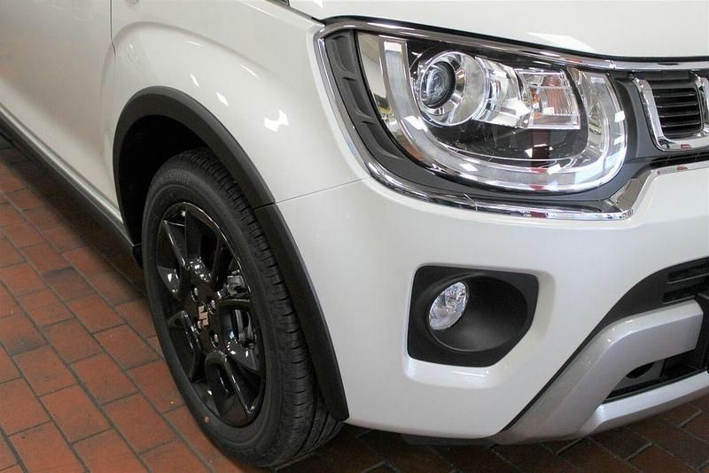 Neu Suzuki Ignis Comfort 83 PS (61 kW) 2025 Grau SUV