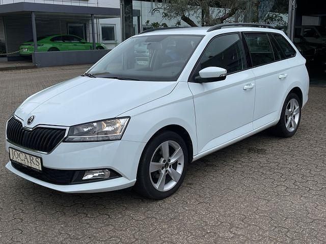 Weiß Gebraucht 2018 Skoda Fabia Cool Plus Kombi | 6.950 € (Fairer Preis) - Bild 1/4