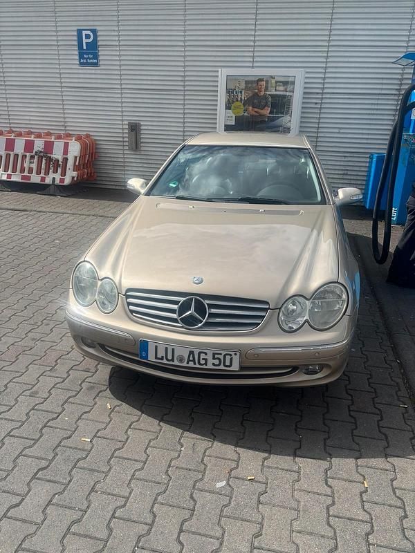 Gebraucht Mercedes CLK240 170 PS (125 kW) 2004 Beige Coupé
