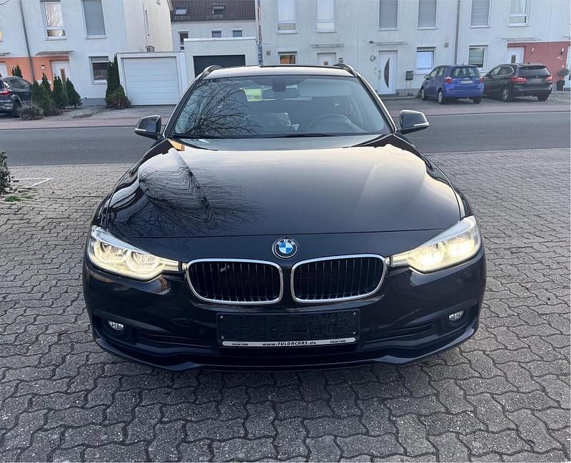 Gebraucht BMW 318 Performance 150 PS (110 kW) 2015 Schwarz Kombi