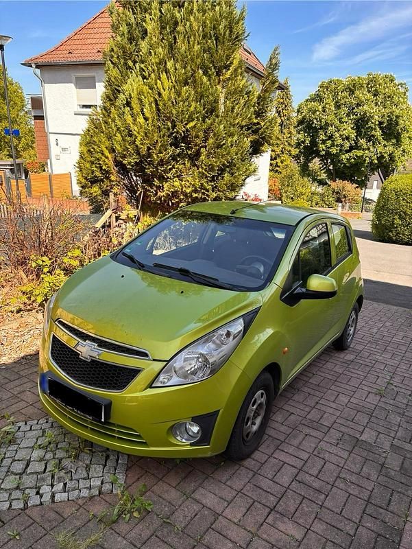Second-hand Chevrolet Spark 68 CP (50 kW) 2011 Hatchback