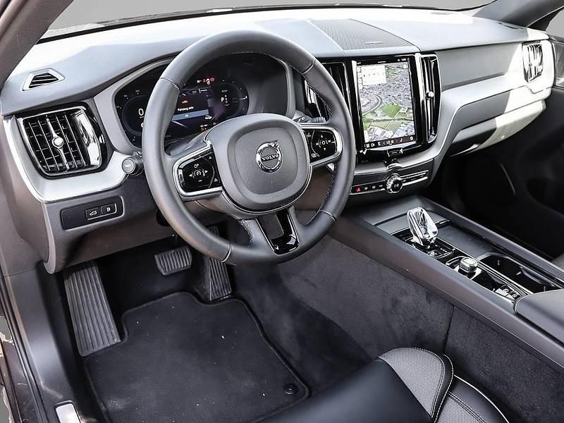 Gebraucht Volvo XC60 Plus 455 PS (334 kW) 2024 Grau SUV