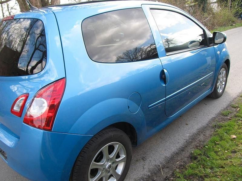 Gebraucht Renault Twingo Initiale Paris 75 PS (55 kW) 2012 Blau Kleinwagen