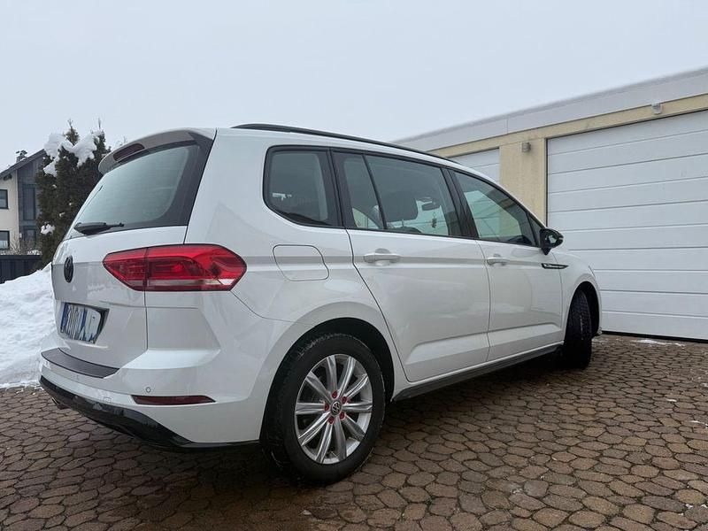 Gebraucht VW Touran R-line 150 PS (110 kW) 2020 Weiß Van / Kleinbus