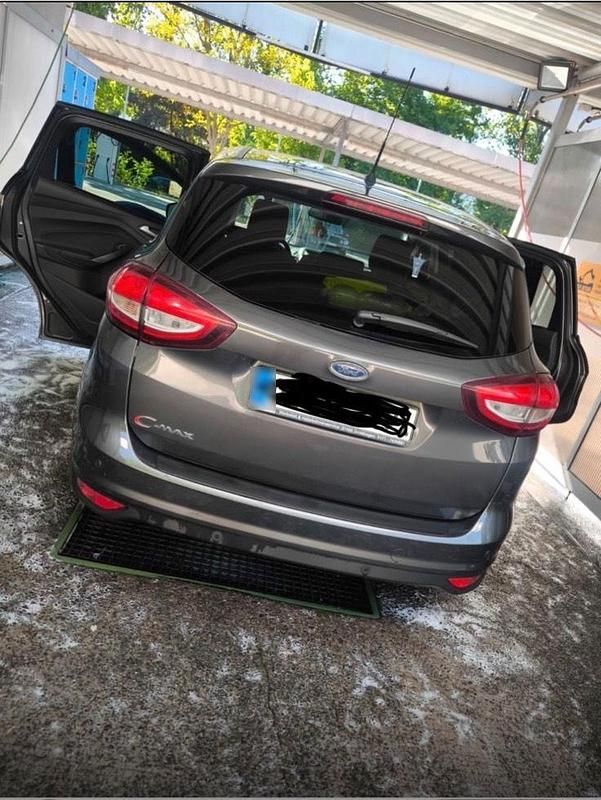 Second-hand Ford C-MAX 120 CP (88 kW) 2015 Gri Monovolum