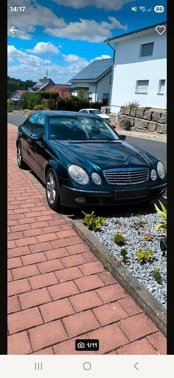 Schwarz Gebraucht 2003 Mercedes E270 Elegance Limousine | 3.200 € (Fairer Preis) - Bild 1/1