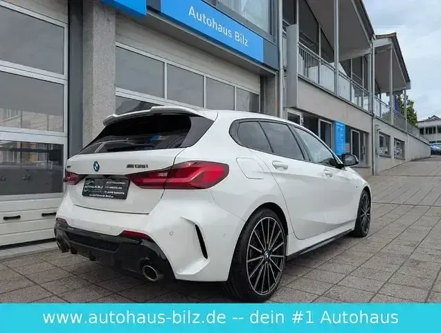 Gebraucht BMW M135 Performance 306 PS (225 kW) 2023 Weiß Kleinwagen