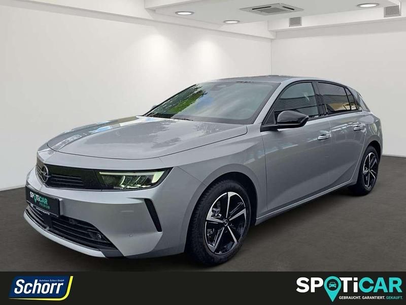 Kristall silber Gebraucht 2024 Opel Astra Edition Limousine | 23.860 € (Fairer Preis) - Bild 1/4