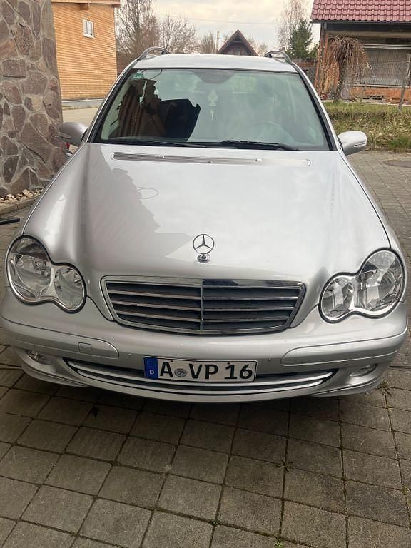 Gebraucht Mercedes 200 122 PS (89 kW) 2006 Silber Limousine