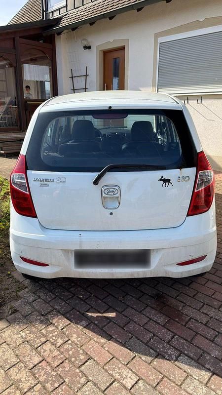 Gebraucht Hyundai i10 Classic 69 PS (50 kW) 2011 Weiß Kleinwagen