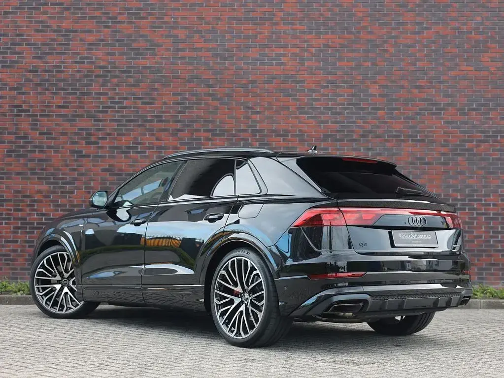 Neu Audi Q8 Competition 489 PS (359 kW) 2026 Schwarz SUV