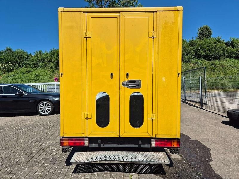 Gebraucht Mercedes Sprinter 109 PS (80 kW) 2002 Gelb Van