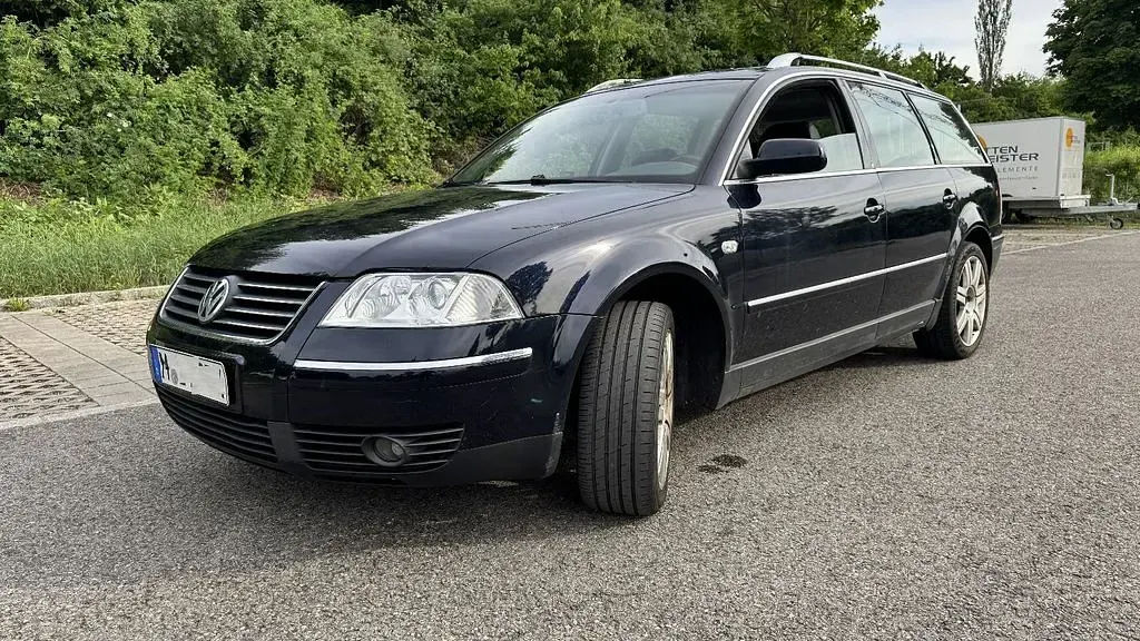 Gebraucht VW Passat Highline 150 PS (110 kW) 2002 Blau Kombi