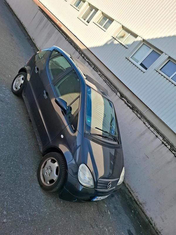 Gebraucht Mercedes A160 102 PS (75 kW) 2000 Andere farben Kleinwagen