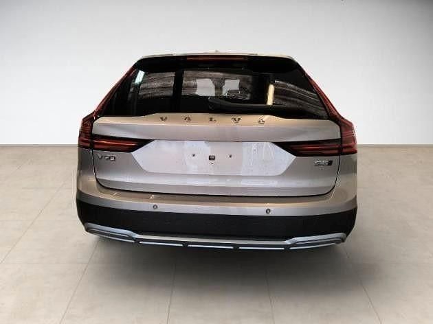 Gebraucht Volvo V90 CC Ultimate 250 PS (183 kW) 2024 Silber Kombi