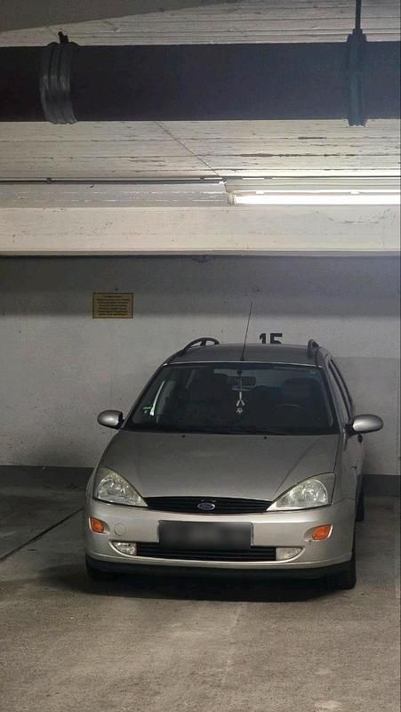 Second-hand Ford Focus 115 CP (84 kW) 2000 Gri Break