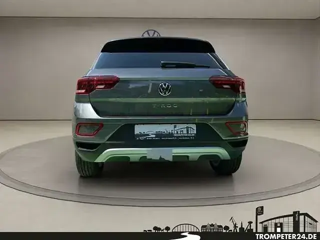 Second-hand VW T-Roc Life 150 CP (110 kW) 2025 Gri SUV