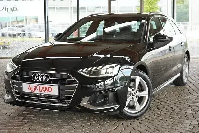 Gebraucht Audi A4 Advanced 150 PS (110 kW) 2021 Schwarz Kombi