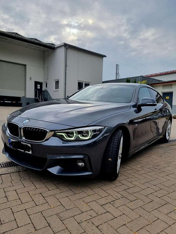 Grau Gebraucht 2019 BMW 430 M Sport Coupé | 27.000 € (Fairer Preis) - Bild 1/4