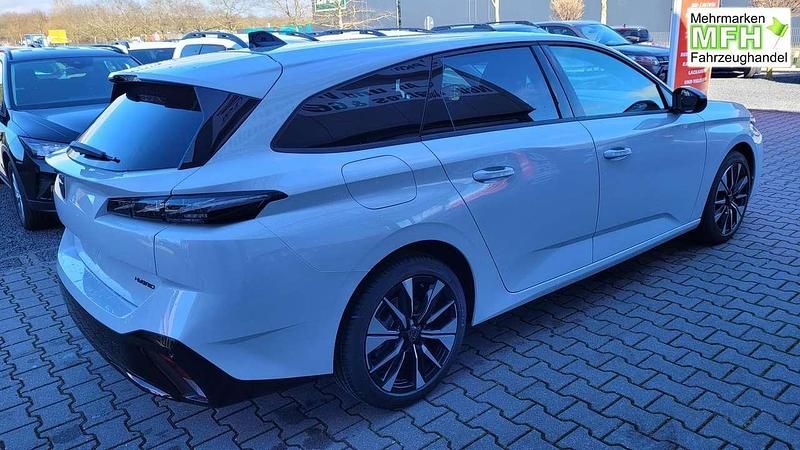 Neu Peugeot 308 SW Allure 145 PS (106 kW) 2026 Okenit weiß Kombi