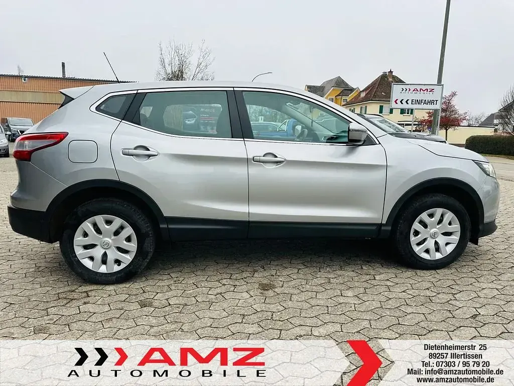 Gebraucht Nissan Qashqai Visia 116 PS (85 kW) 2017 Silber SUV