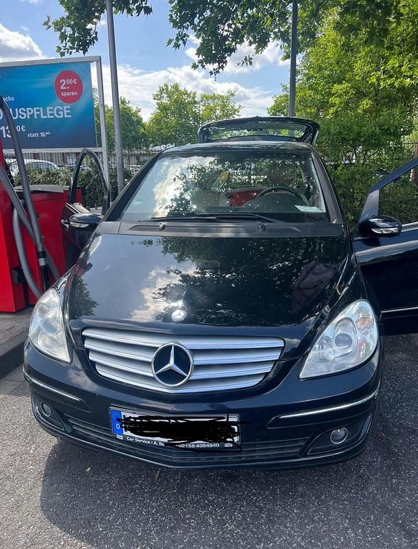 Schwarz Gebraucht 2006 Mercedes B150 Van / Kleinbus | 1.900 € (Guter Preis) - Bild 1/4