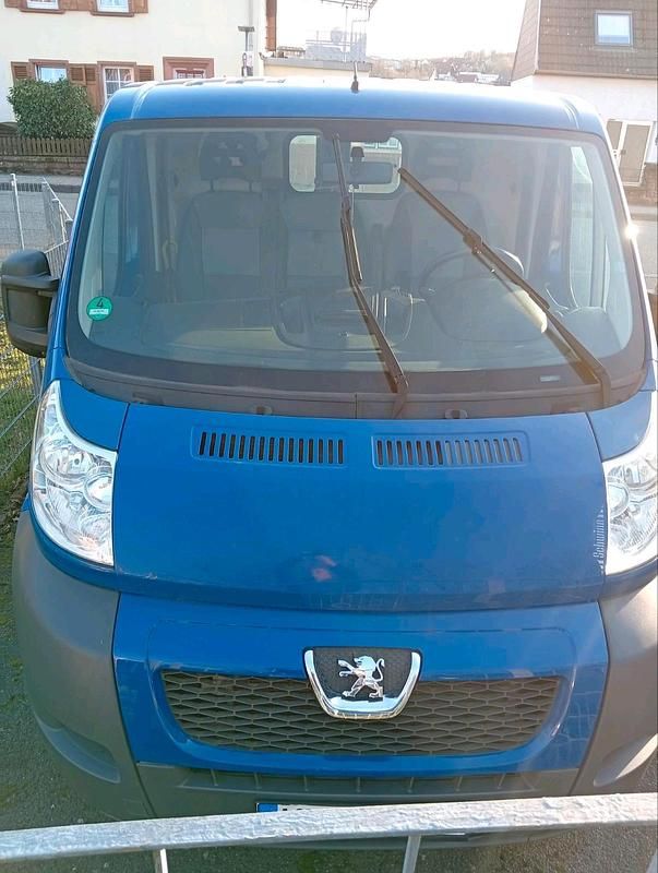 Gebraucht Peugeot Boxer 150 PS (110 kW) 2011 Blau Van