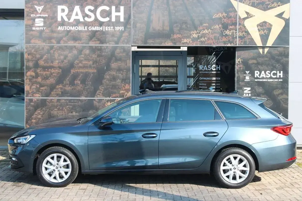 Gebraucht Seat Leon Style 150 PS (110 kW) 2021 Grau Limousine
