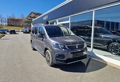 Gebraucht Peugeot Rifter Allure 131 PS (96 kW) 2020 Gris platinium Van / Kleinbus