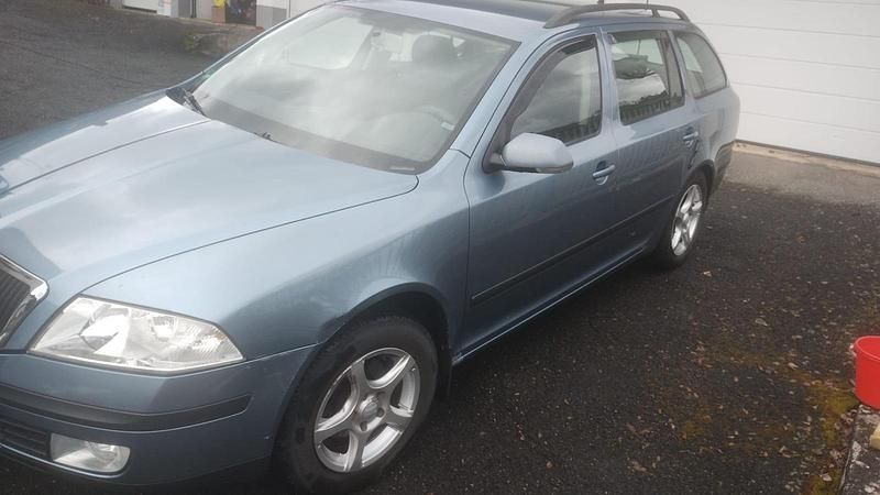 Gebraucht Skoda Octavia 105 PS (77 kW) 2007 Kombi