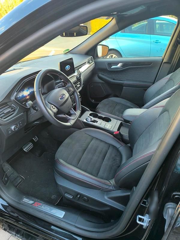 Gebraucht Ford Kuga ST-Line X 224 PS (164 kW) 2021 Schwarz SUV