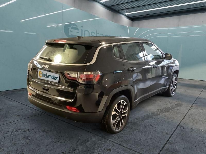 Gebraucht Jeep Compass Altitude 131 PS (96 kW) 2024 Schwarz SUV