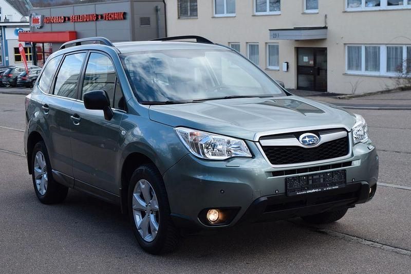 Gebraucht Subaru Forester Active 147 PS (108 kW) 2015 Grün SUV
