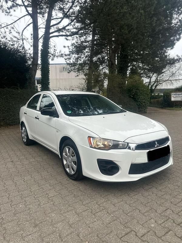 Gebraucht Mitsubishi Lancer 117 PS (86 kW) 2017 Weiß Limousine