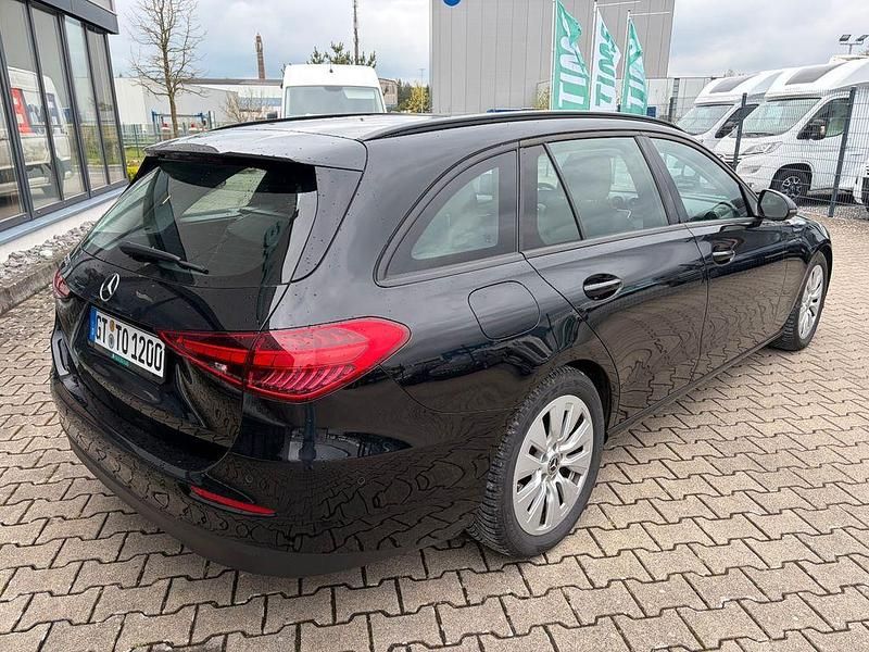 Gebraucht Mercedes C200 Business 163 PS (119 kW) 2022 Schwarz Limousine