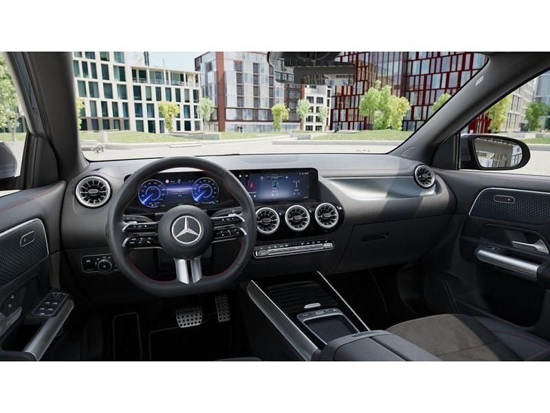Gebraucht Mercedes EQA300 AMG 167 kW (228 PS) 2025 Grau / mountaingrau (metallic) SUV
