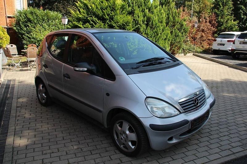 Gebraucht Mercedes A140 Classic 82 PS (60 kW) 2003 Silber Van / Kleinbus