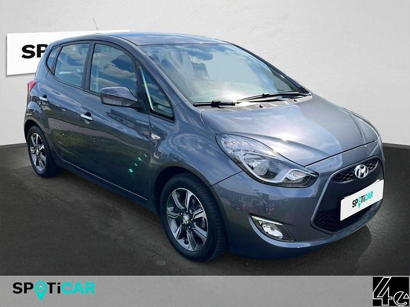 Gebraucht Hyundai ix20 125 PS (91 kW) 2017 Grau Kleinwagen