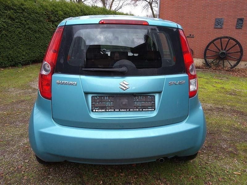 Gebraucht Suzuki Splash Basic 65 PS (47 kW) 2010 Blau Kleinwagen