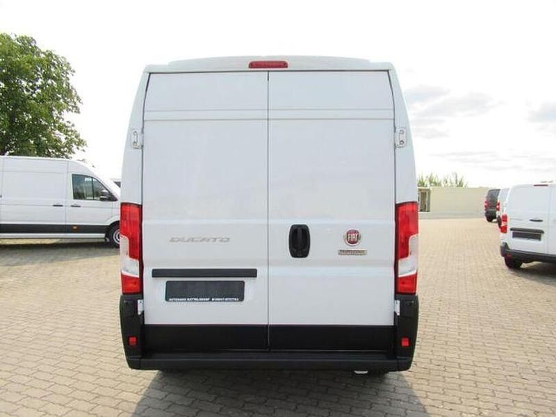 Gebraucht Fiat Ducato 144 PS (105 kW) 2022 Weiß Van