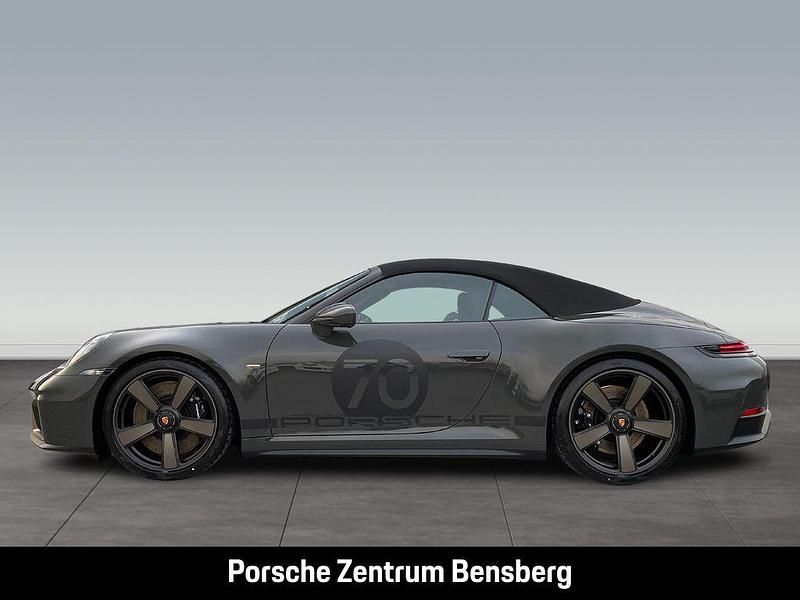 Neu Porsche 911 541 PS (397 kW) 2025 Grau Cabrio