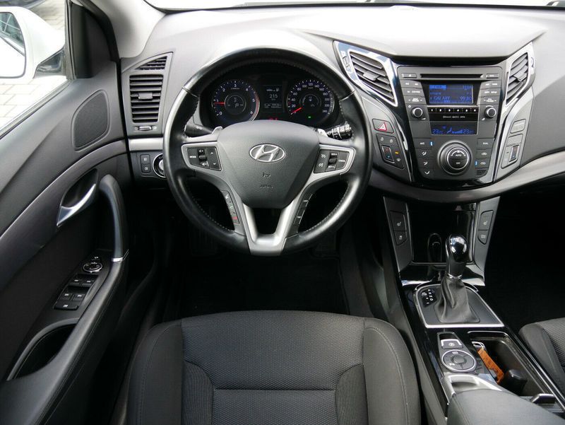 Verkauft Hyundai i40 1 7 CRDi Kombi FI gebraucht 2015