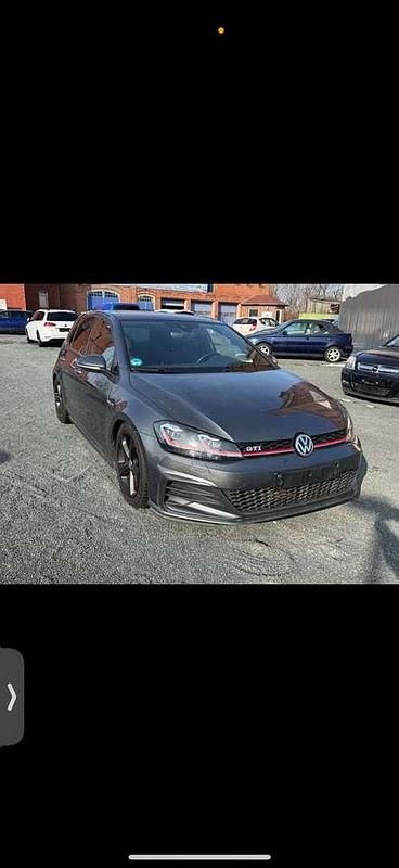 Gebraucht VW Golf VII GTI 230 PS (169 kW) 2017 Grau Kleinwagen