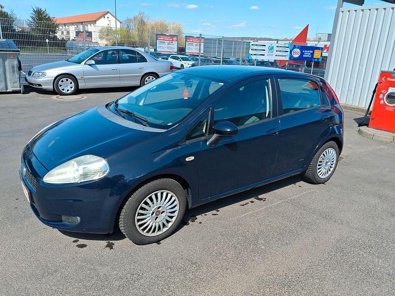 Gebraucht Fiat Grande Punto 90 PS (66 kW) 2007 Blau Kleinwagen