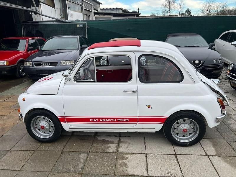 Gebraucht Fiat 500 34 PS (25 kW) 1967 Weiß Kleinwagen